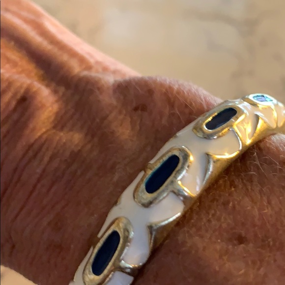 Fornash Hinged Enamel Bracelet - Picture 2 of 2